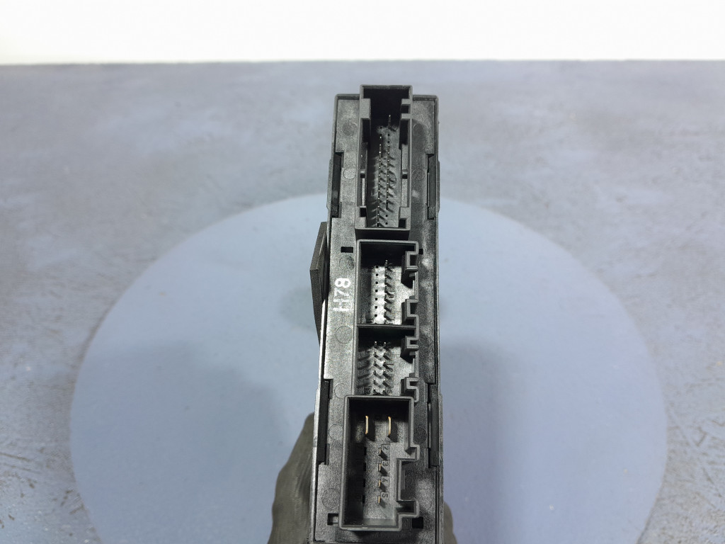 фото №5, Audi a2 моторчик підйому скло перед правий 8z1959802a