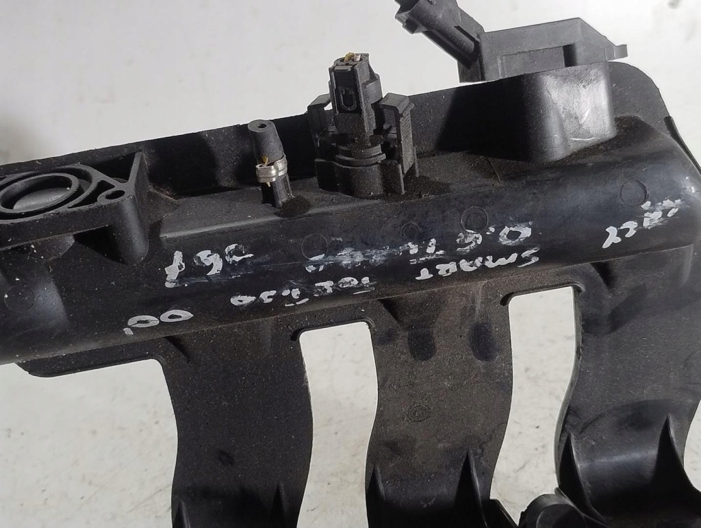 Коллектор впускной  датчик smart fortwo i 0.6 a1601400701 0003252v013 Недорого