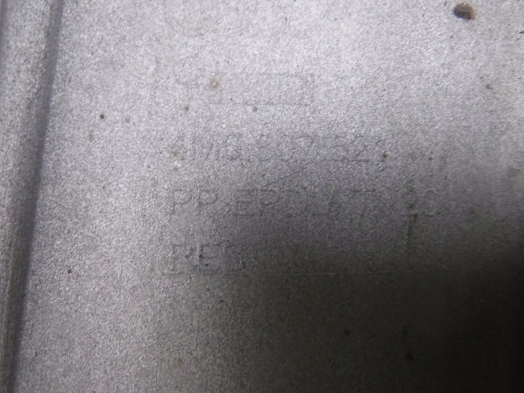 фото №14, Спойлер бампера задня audi q7 4m0807521 бампер