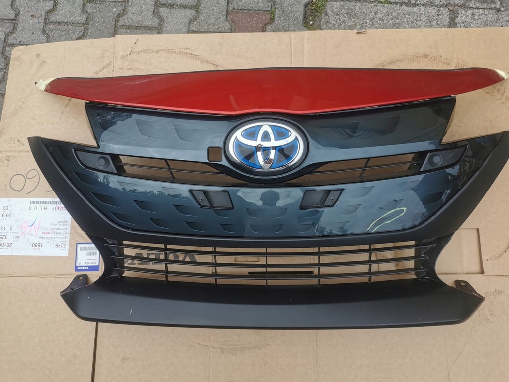 фото №1, Toyota prius iv 4 plugin решітка радіатора решітка радіатора