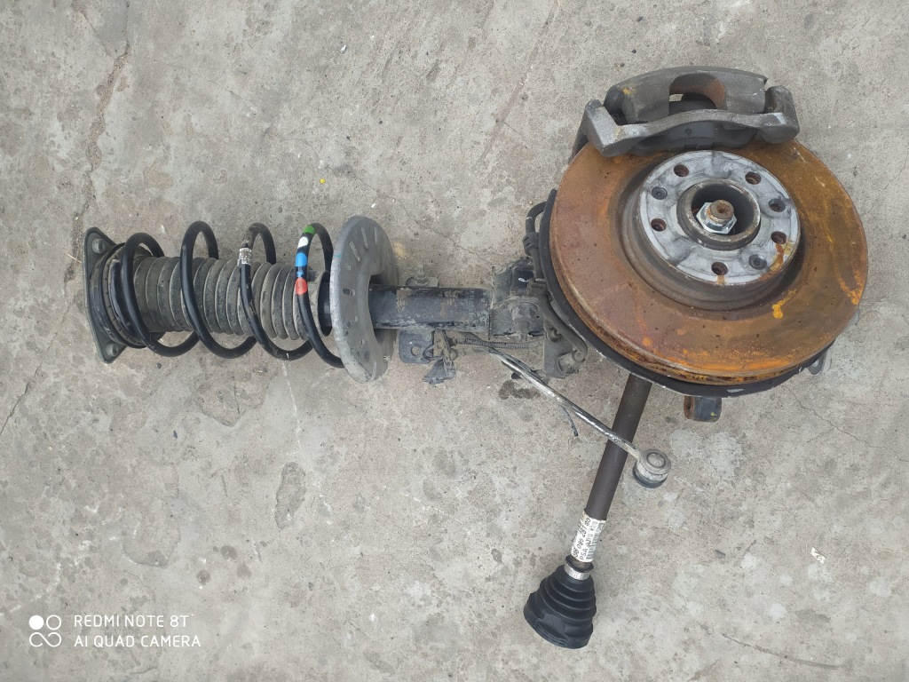 фото №1, Macperson peugeot 308 ii t9 правый 1.6 hdi