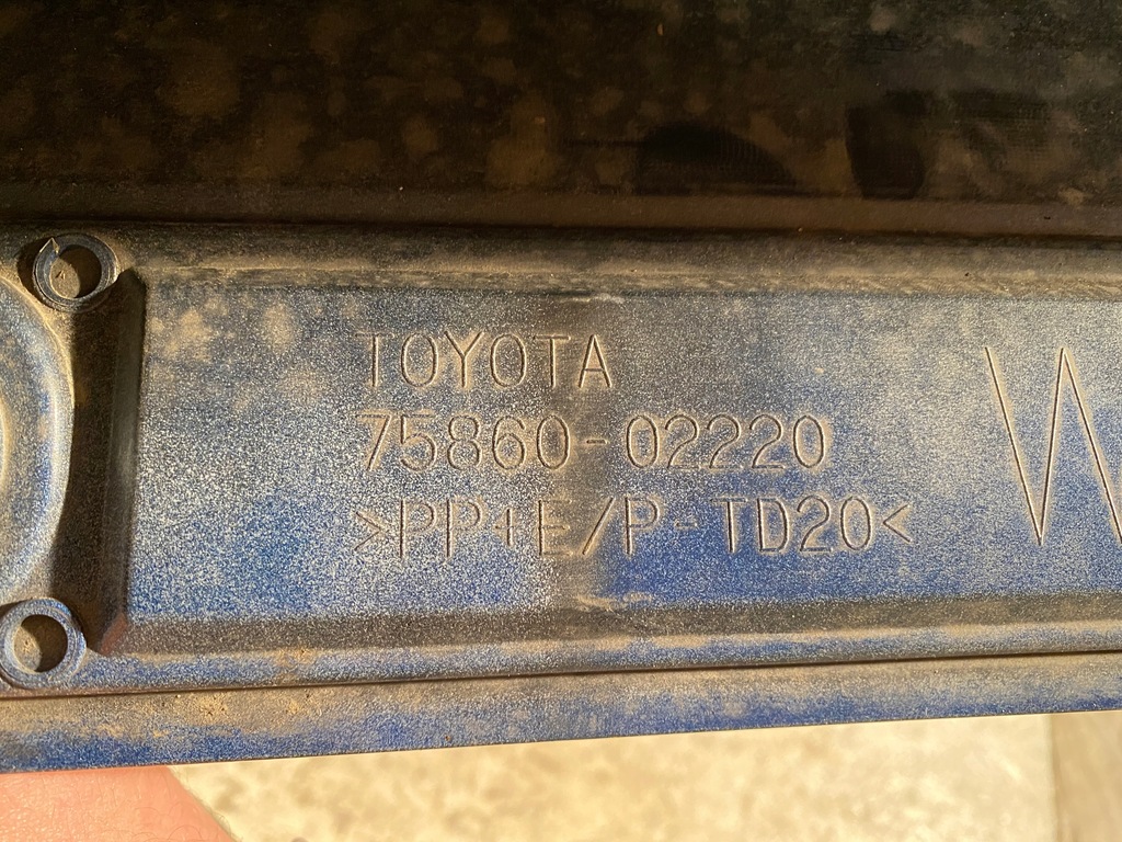 фото №8, Toyota corolla 18- молдинг порог левая