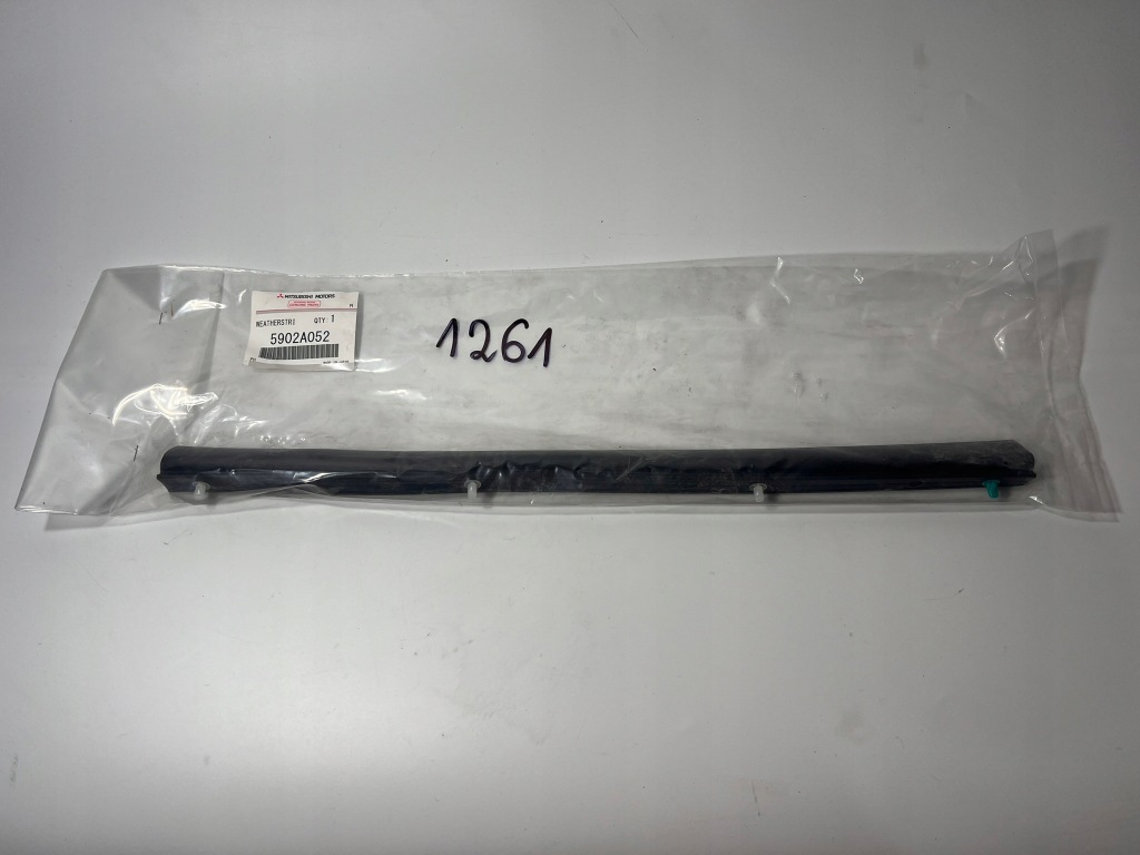 фото №1, Оригинальная прокладка капот mitsubishi 5902a052 asx outlander 5902a052