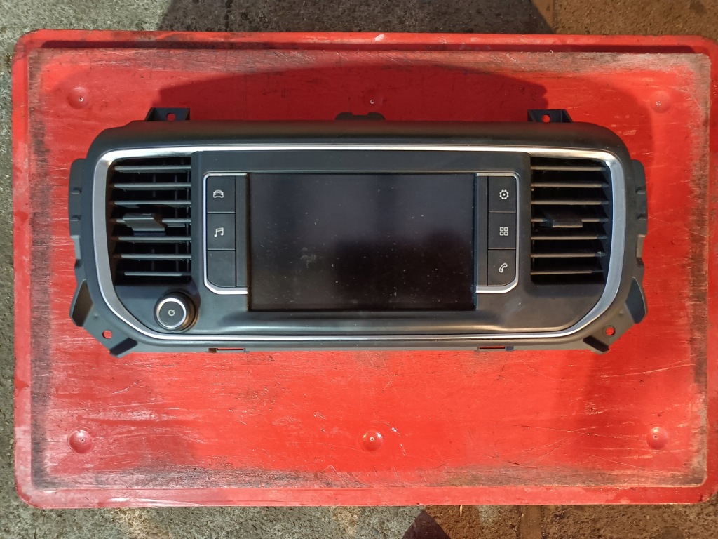 фото №1, Радіо дисплей екран vivaro c iv fiat scudo jumpy expert toyota proace