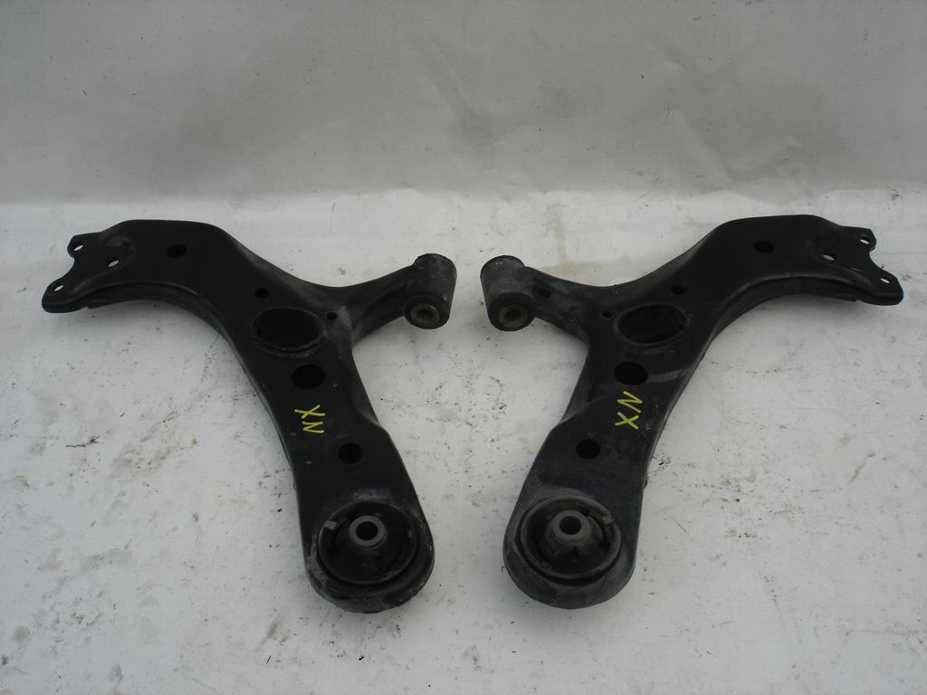 фото №1, Lexus nx lift рычаг левый