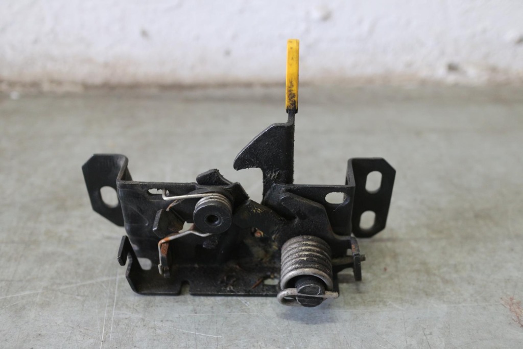 Купить Замок перед капот mercedes gla w156 x156 2013-2017