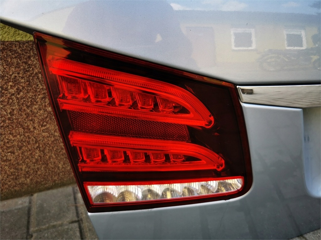 фото №7, Mercedes e-klasa w212 kombi lift крышка багажника комплектная с фарами демонтаж