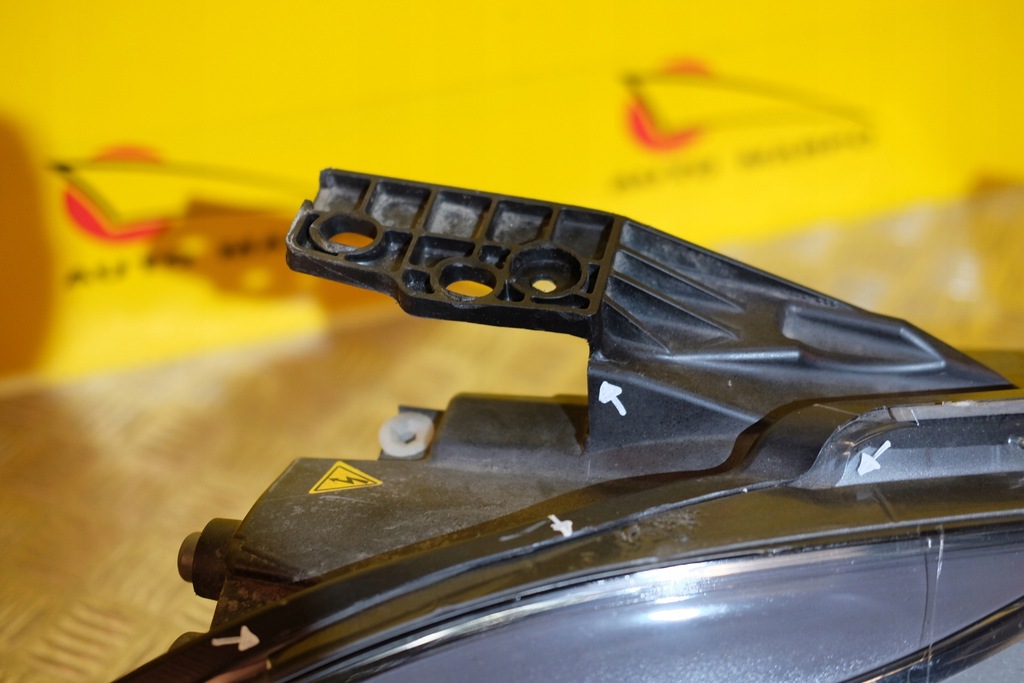 фото №5, Dodge dart 2012- фара лампа bi-xenon r usa