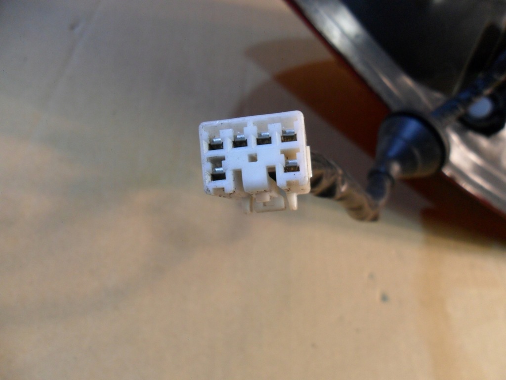 фото №15, Лампа правая 92402-2r0 hyundai i30