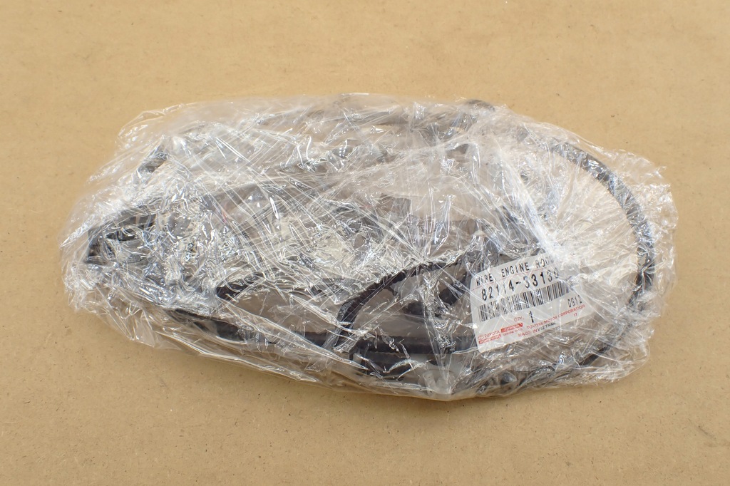 фото №9, Lexus ct 10- джгут трубопровід pdc бампера перед передня 8211433130 оригінальний номер