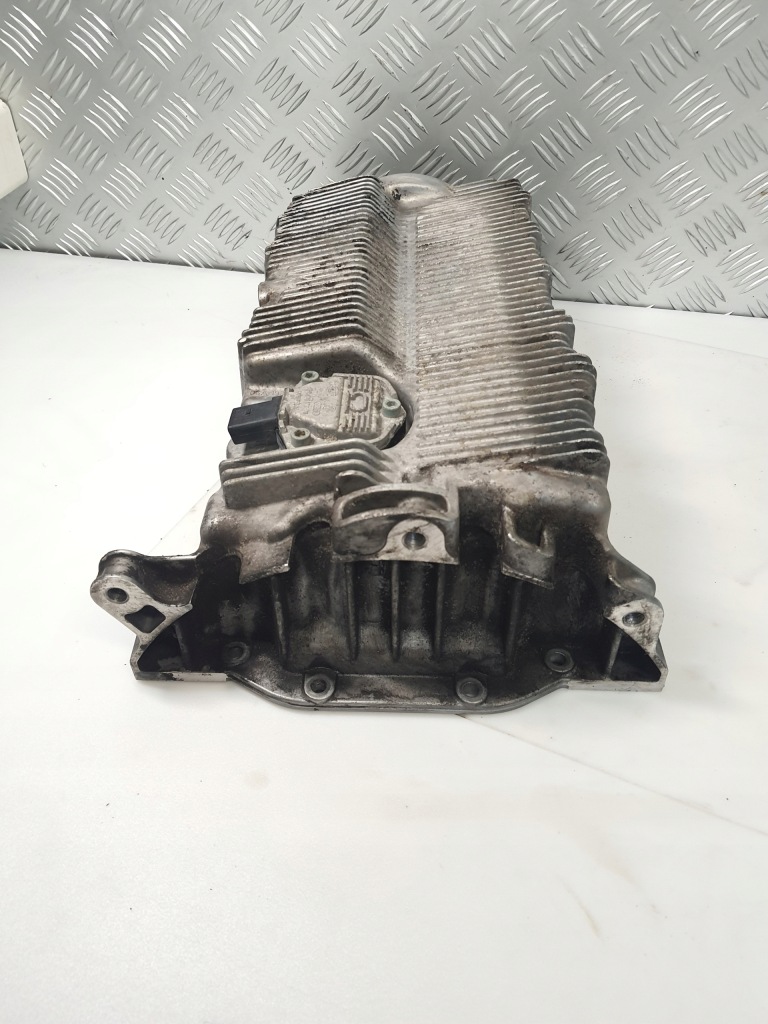 Поддон масла масляная с датчиком audi vw seat skoda avu 06a103603h 1j090766 Цена