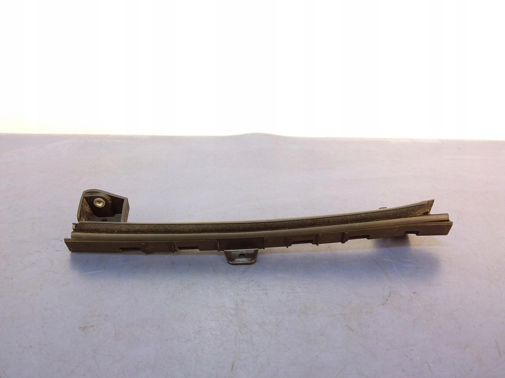 фото №1, Opel astra k hb направляющая стекло задняя левый