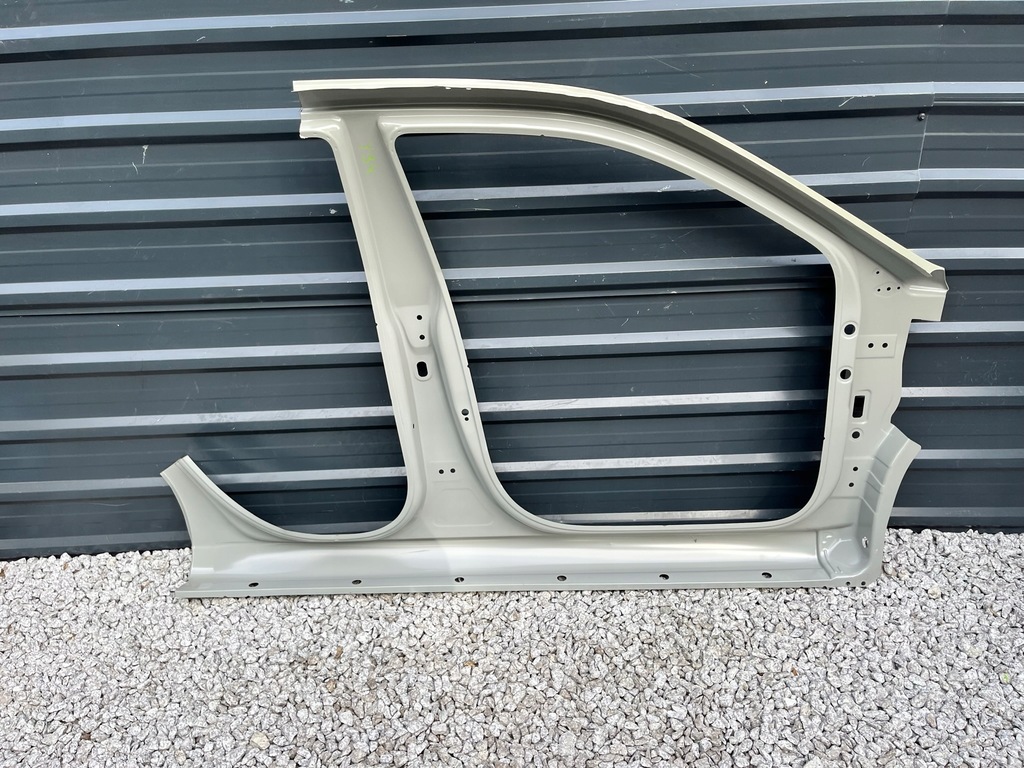 фото №7, Hyundai i20 ii 2 14- обшивка поріг блок двигуна крила