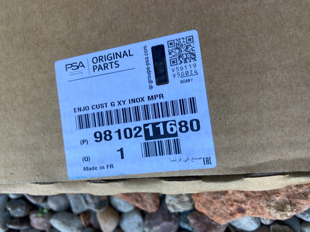 фото №6, Peugeot 208 молдинг скло ліва org.