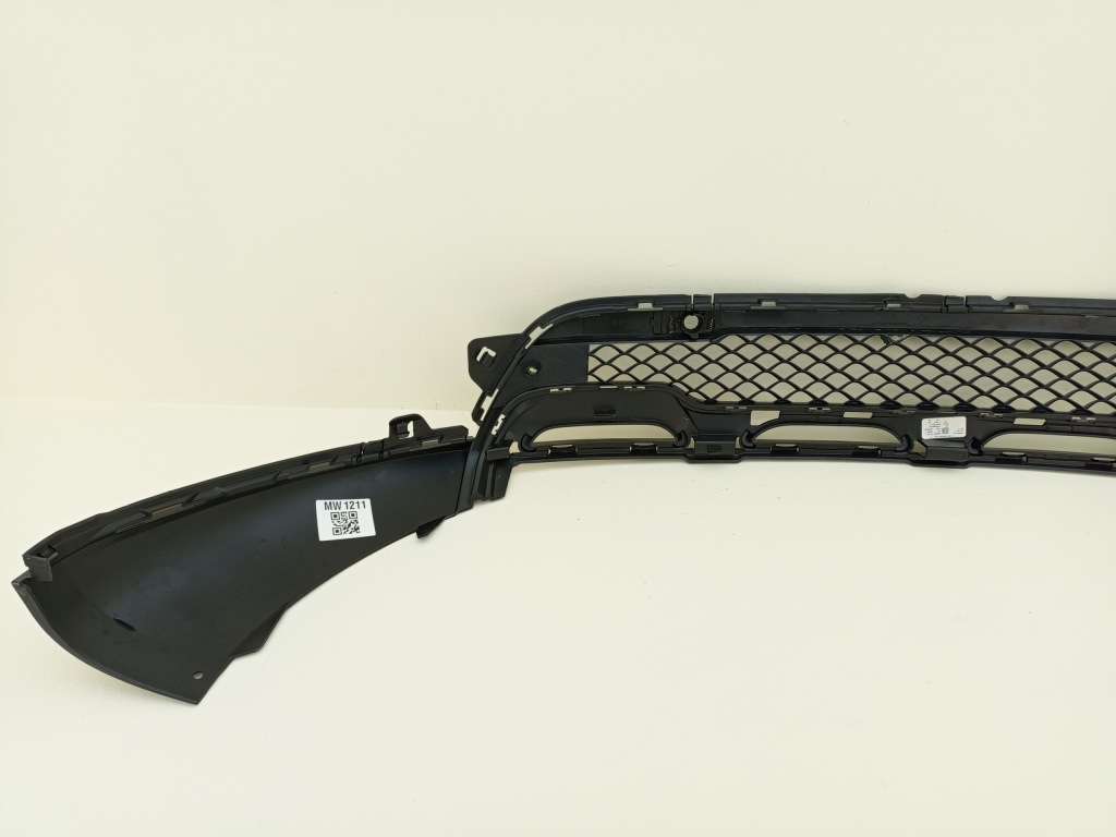 Mercedes glb x247 w247 2019- спойлер накладка бампера перед a2478858100 Цена