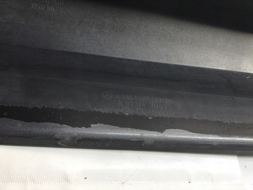Накладка молдинг поріг права mercedes b w2466901440 оригінал Недорого