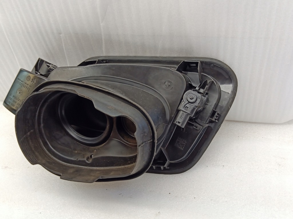 Bmw x2 f39 кришка заливної пального, заливна горловина пального 7432055 Оригінал