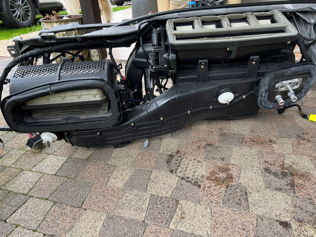 фото №8, Каркас панели отопитель перед dodge durango 2017r