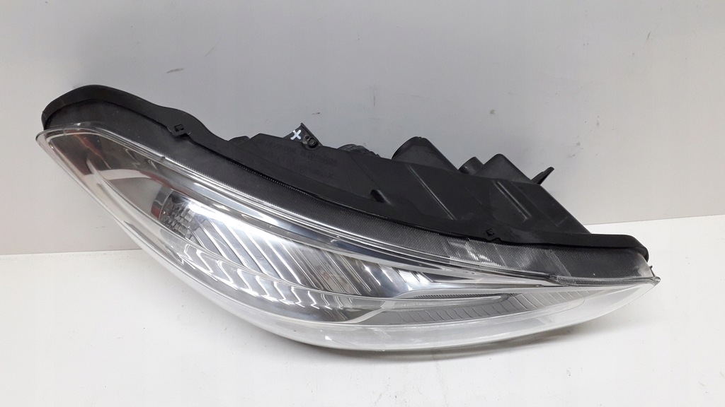 фото №15, Dacia lodgy dokker лампа правая передняя 260102414r