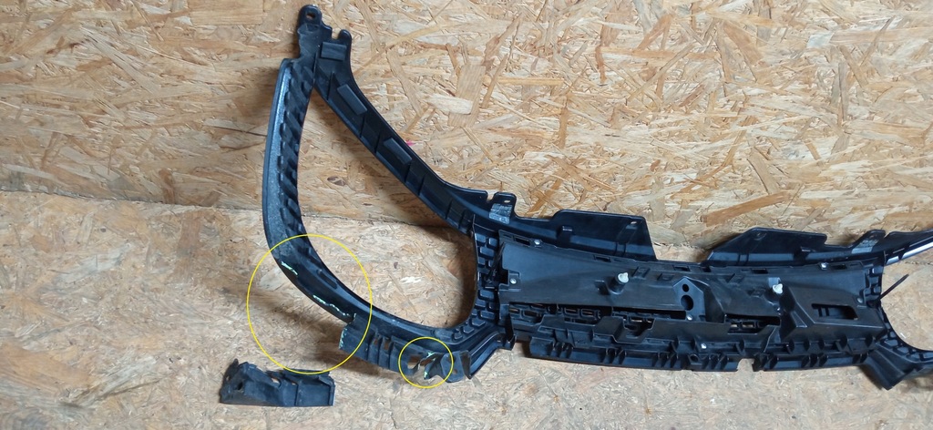 фото №10, Suzuki ignis iii 3 16- решітка радіатора решітка радіатора решітка бампера перед 72111-62r0