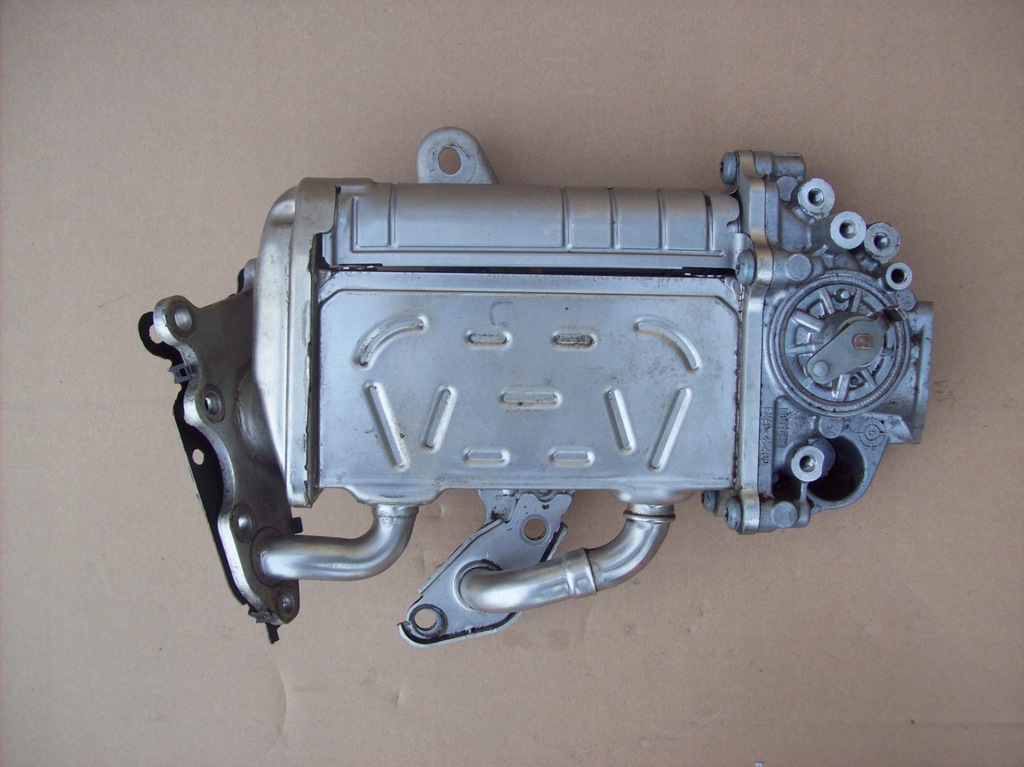 фото №1, Mercedes w213 радіатор вихлопних газів egr a6541401700