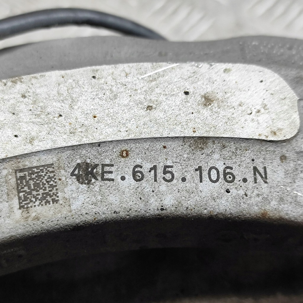 фото №6, Audi e-tron 2019 правая сторона суппорт тормозной передний