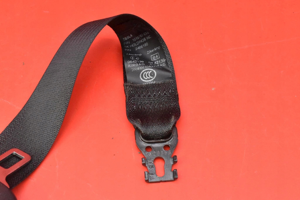 Ремінь безпеки лівий перед натягувач 1018787-03-b tesla model s 12-20 Ціна