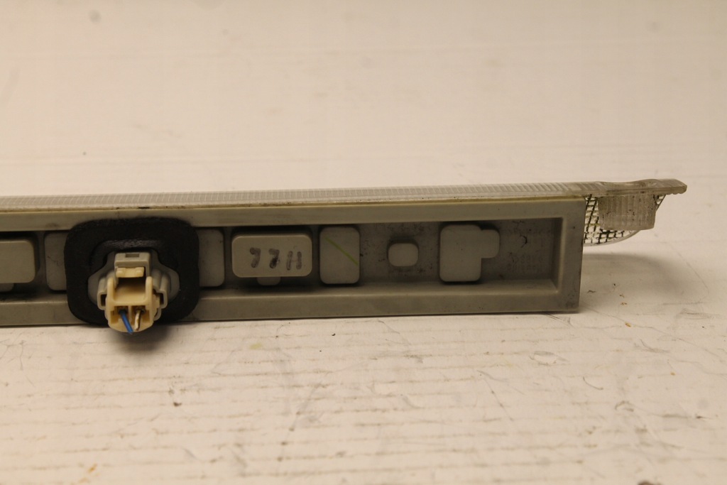 фото №6, Третий свет стоп стоп-сигнал toyota rav4 iii 05-