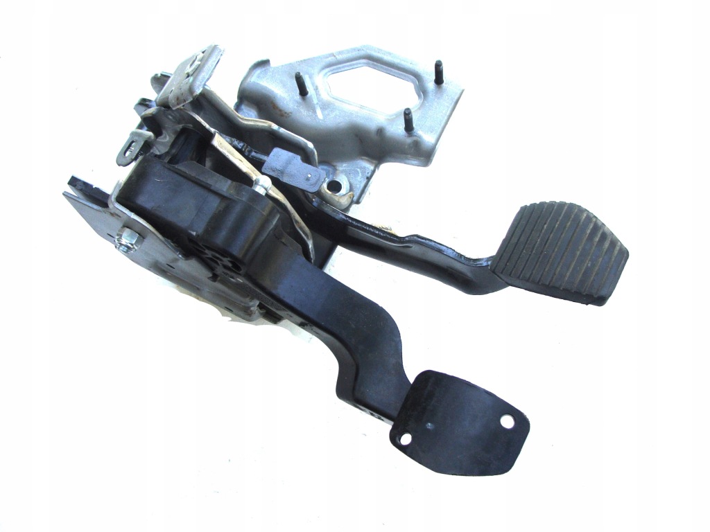 фото №1, Педаль сцепления тормоза peugeot 208 i 1.5 bluehdi