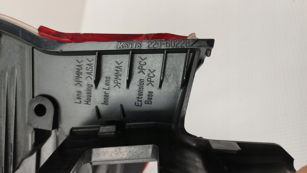 фото №15, Лампа правая задняя subaru outback v led