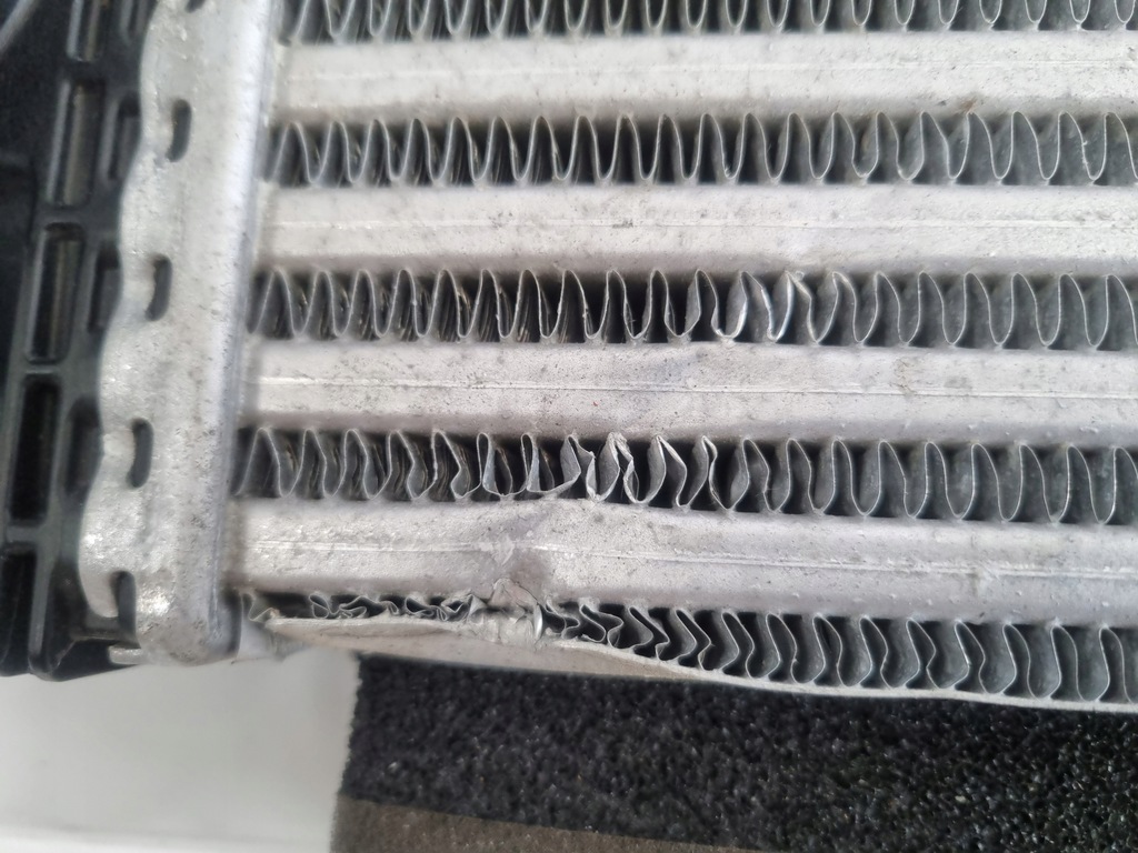 фото №2, Ford ranger raptor интеркулер 24rok mb3g 8d824 cd