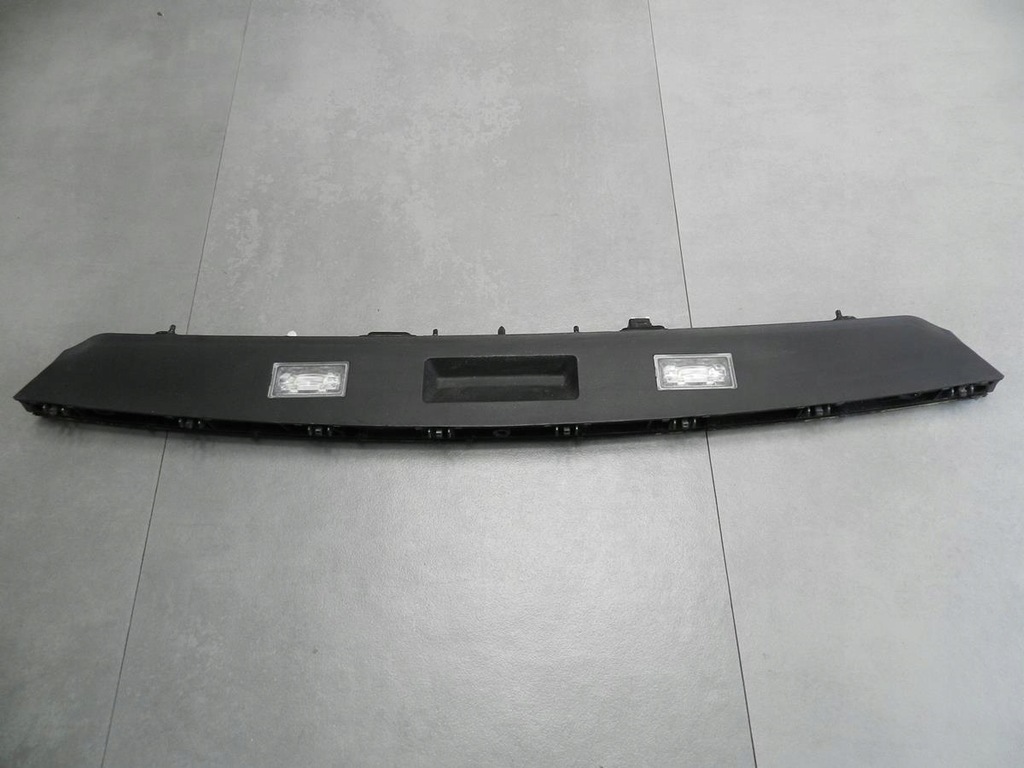 фото №1, Bmw оригинальный номер 7357104