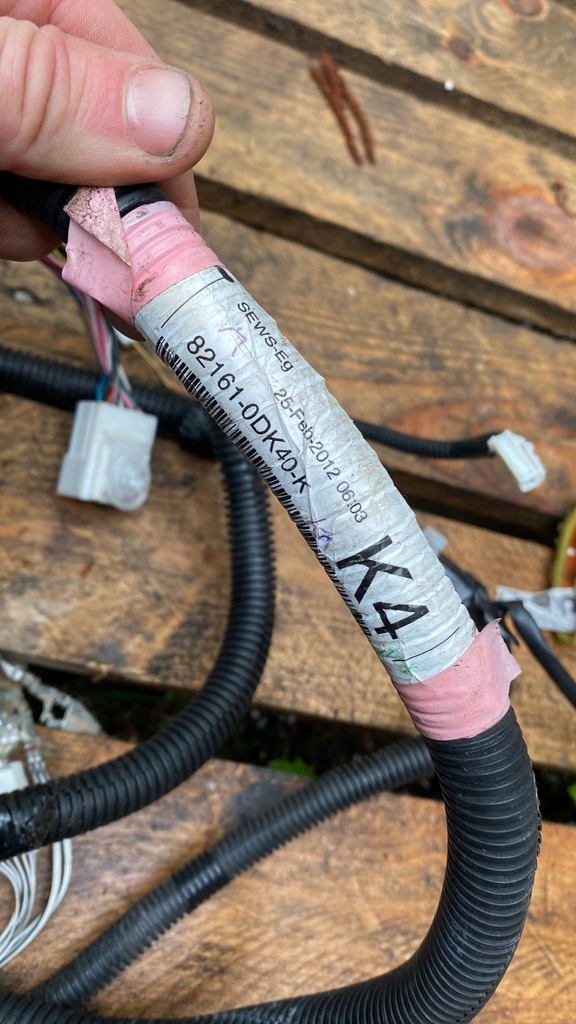 фото №5, Жгут салонная toyota yaris iii