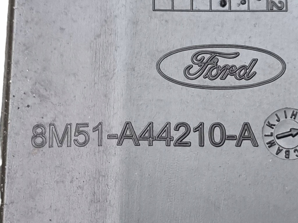 фото №9, Спойлер крышки задняя ford focus 2 facelift 2010 8m51-a44210-a