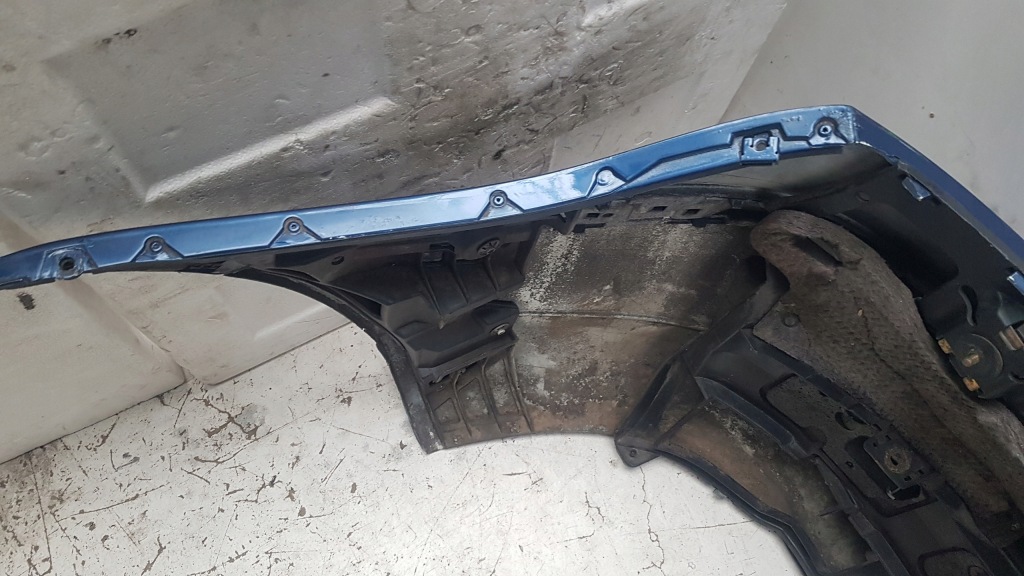 Бампер задні задній mercedes w203 sport купе 345 Доставка