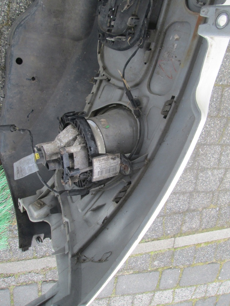 фото №9, Бампер передний kompletny mini clubman r55 2006-10 кремовый