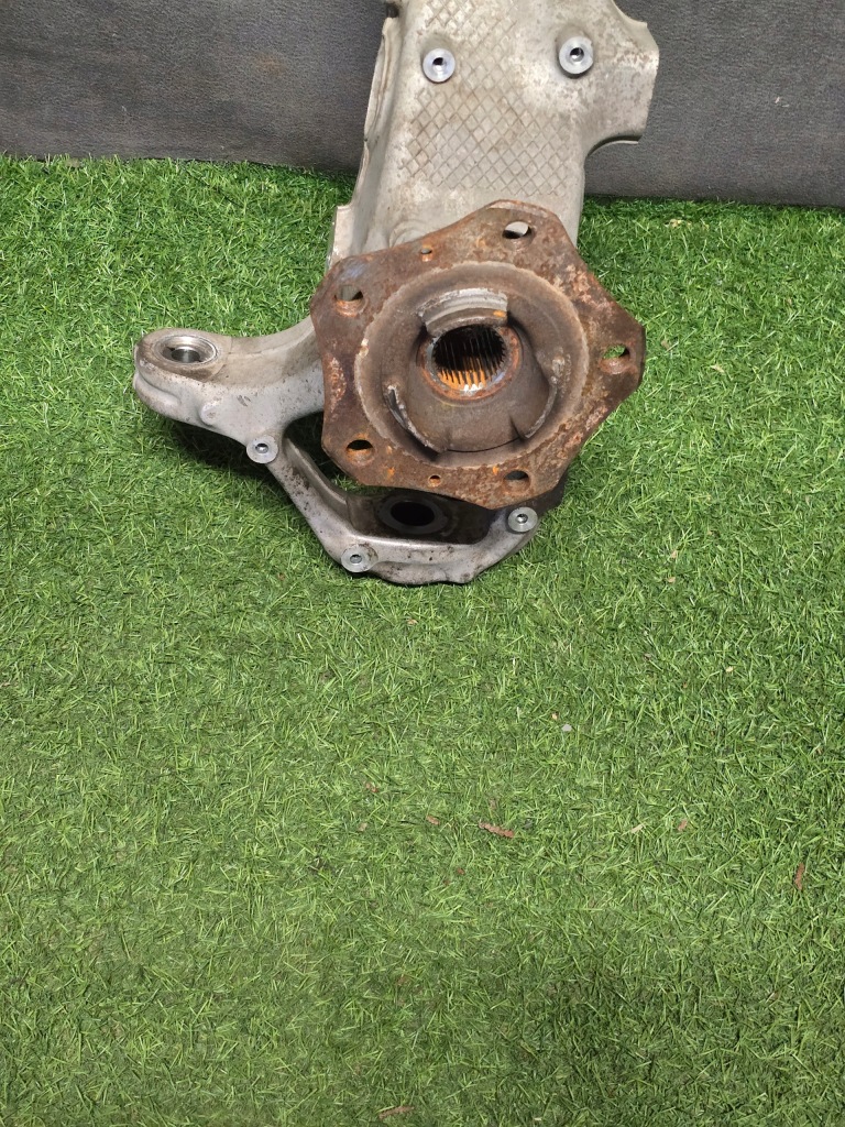 фото №5, Поворотний кулак права перед porsche panamera 971