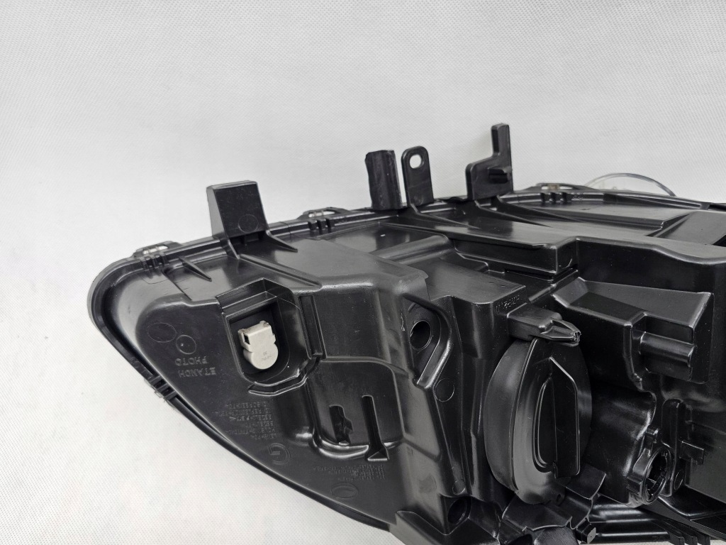 фото №9, Renault laguna iii 3 lift лампа перед левая линза europa 260605873r