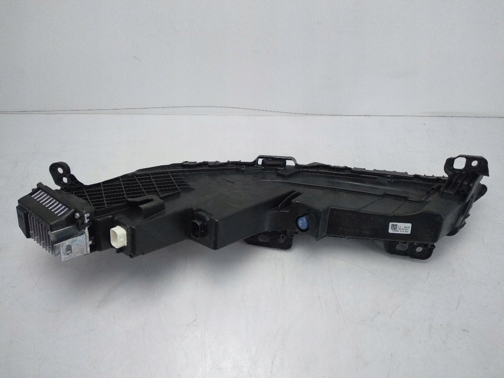 Фара правый  led drl bmw g70 i7 9450080 в Украине