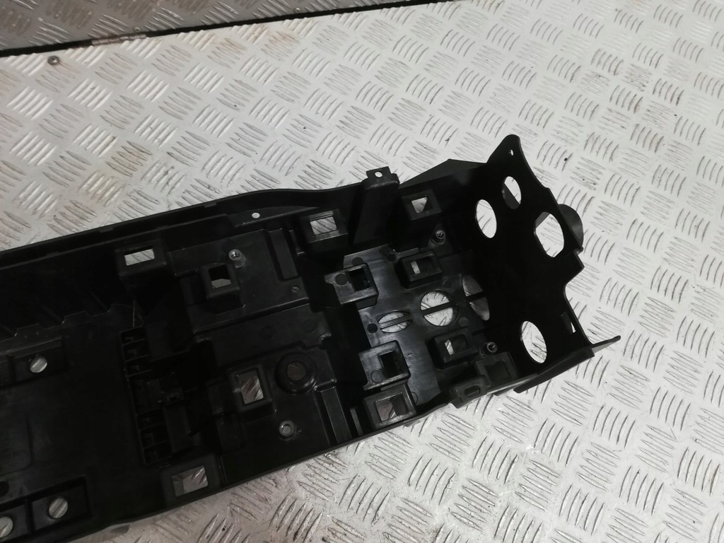 фото №5, Opel astra k v корпус аккумулятор