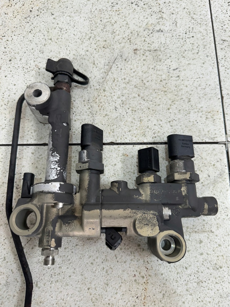 фото №1, Дозатор дифузор adblue mercedes mp 2 mp 3 axor atego a0001400759