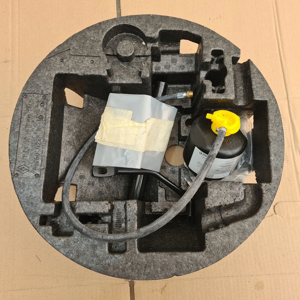 фото №1, Renault zoe пенополистирол вкладыш багажника набор