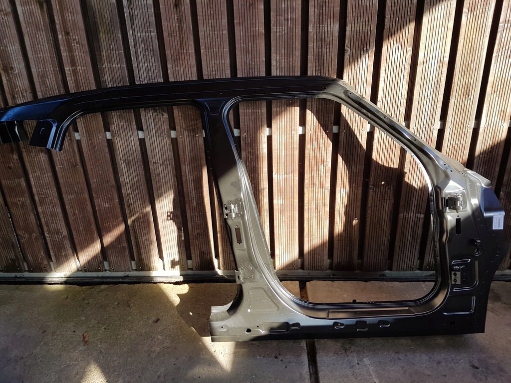 фото №1, Блок двигуна поріг правий mini countryman r60 9811554