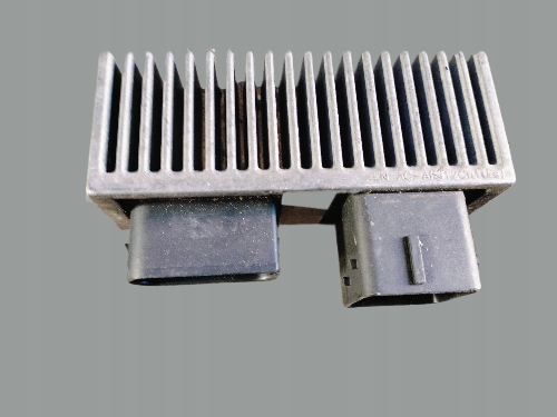 фото №1, Renault master 2.3 dci реле свічка 8200558438a