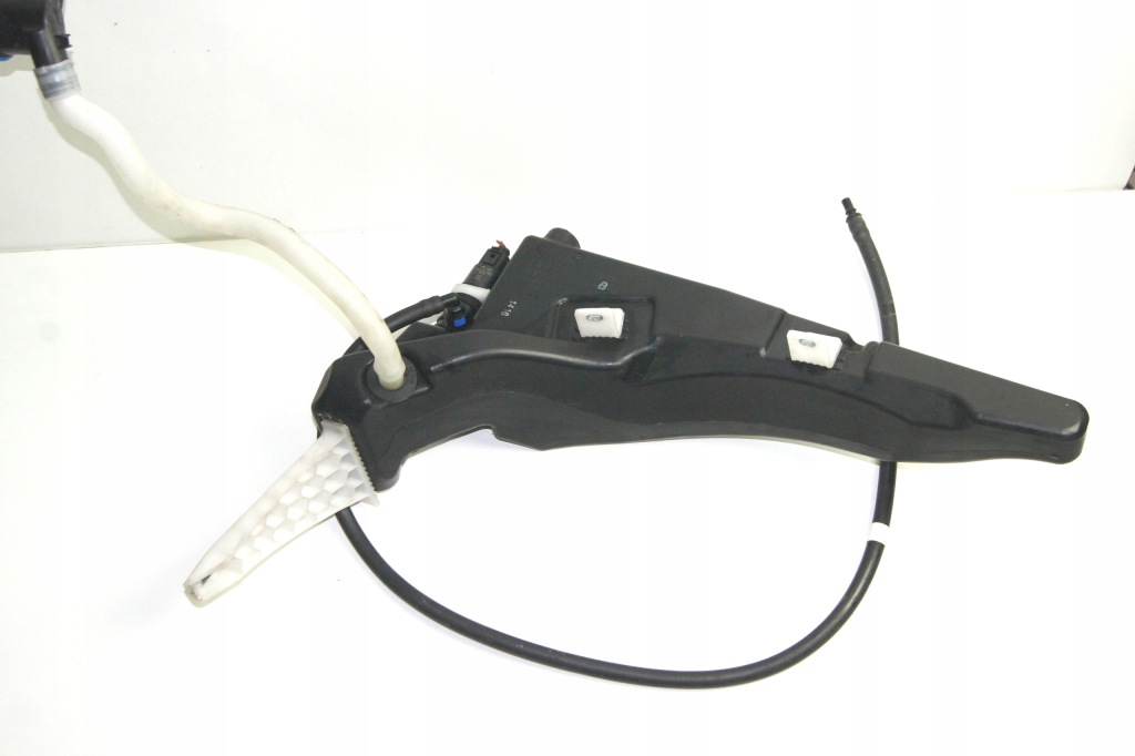 фото №1, Gd audi rs3 sedan бак омывателя 8v0955449b