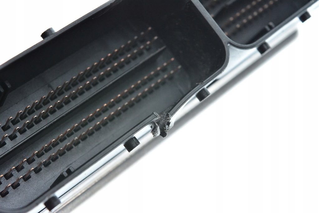 фото №8, Бортовой компьютер mercedes w203 a6461500479 0281011736 описание