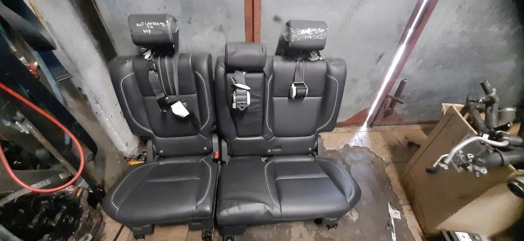 фото №1, Сидіння заднє сидіння ремені задня задні шкіра outlander iii