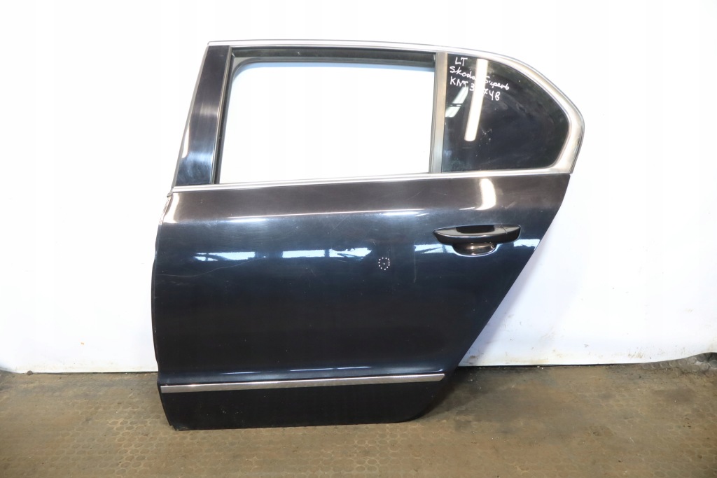 фото №1, Двері лівий задня skoda superb ii sedan 1z1z