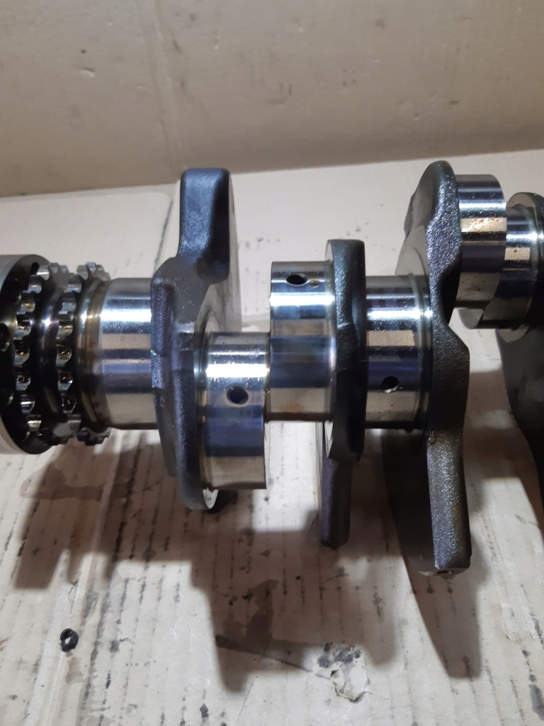 Audi q5 8r 3.2 fsi cal wał колінчастий 06e101r Київ