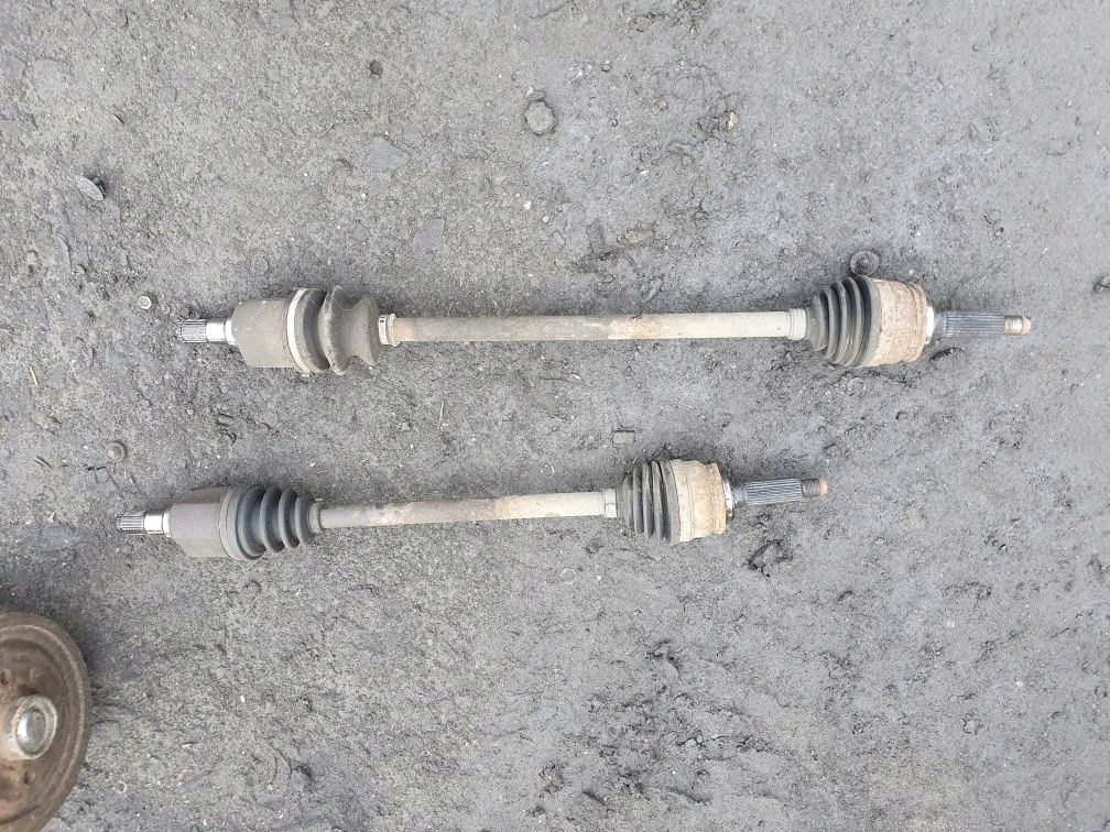 фото №1, Привідний вал довга справна !!! suzuki swift mk1 1,0 1.0 lift 2001 5d